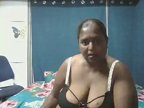 Indianhoney58 online show from 02-10-26, 07:40