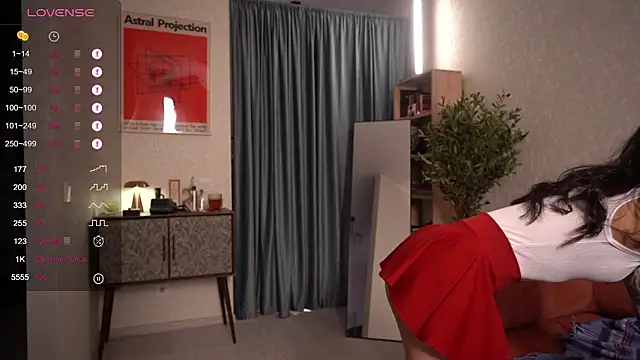 Pheromoon online show from 02-01-26, 06:11