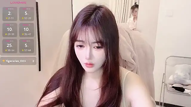 Kinadolly online show from 11-17-25, 08:07