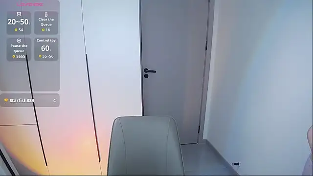 Kinadolly online show from 11-30-25, 06:03