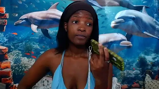 Snapshot of AfricanBarbiee69 chatting on 05-13-26, 09:05 AfricanBarbiee69 online show from 05-13-26, 09:05