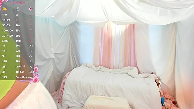 Snapshot of StormyAlex chatting on 12-05-25, 02:43 StormyAlex online show from 12-05-25, 02:43