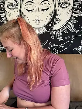 Snapshot of Onlymiasophie chatting on 02-25-26, 01:22 Onlymiasophie online show from 02-25-26, 01:22