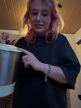 Snapshot of Onlymiasophie chatting on 02-03-26, 06:40 Onlymiasophie online show from 02-03-26, 06:40