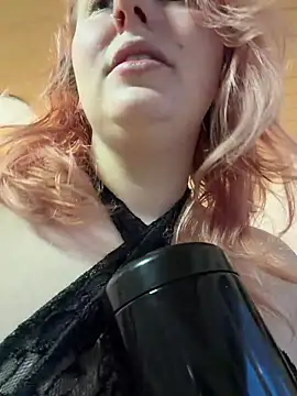 Snapshot of Onlymiasophie chatting on 02-02-26, 06:34 Onlymiasophie online show from 02-02-26, 06:34