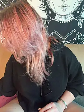 Snapshot of Onlymiasophie chatting on 02-27-26, 12:38 Onlymiasophie online show from 02-27-26, 12:38