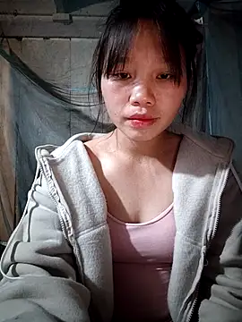 linh-miu99 online show from 12-14-25, 05:02