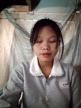 Snapshot of linh-miu99 chatting on 02-25-26, 01:50 linh-miu99 online show from 02-25-26, 01:50