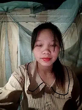 Snapshot of linh-miu99 chatting on 02-21-26, 08:05 linh-miu99 online show from 02-21-26, 08:05