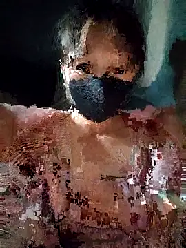 linh-miu99 online show from 11-19-25, 03:01