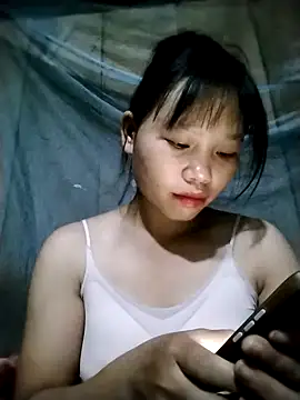 linh-miu99 online show from 10-21-25, 03:11