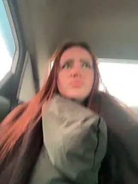 KiraSunshine online show from 04-12-26, 05:54