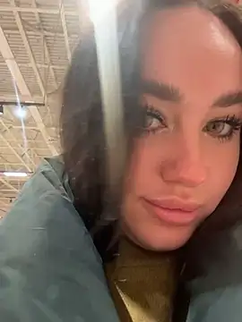 KiraSunshine online show from 12-03-25, 04:02