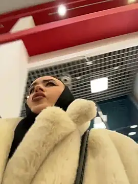 KiraSunshine online show from 12-05-25, 04:33