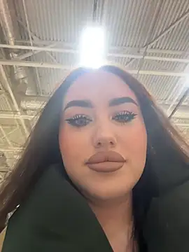 KiraSunshine online show from 12-15-25, 03:56