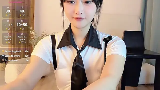 Xiaowen-wen online show from 04-23-26, 12:29
