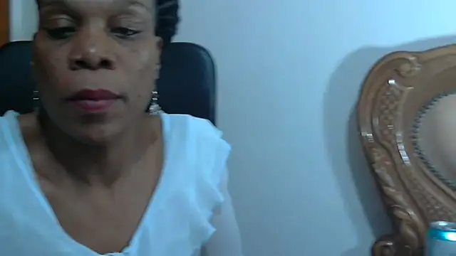 Hotcougar online show from 04-11-26, 07:50