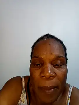 Hotcougar online show from 10-24-25, 06:07