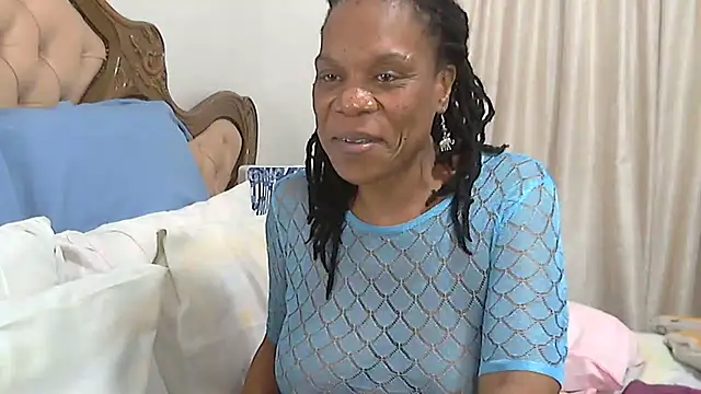 Hotcougar online show from 02-28-26, 08:41