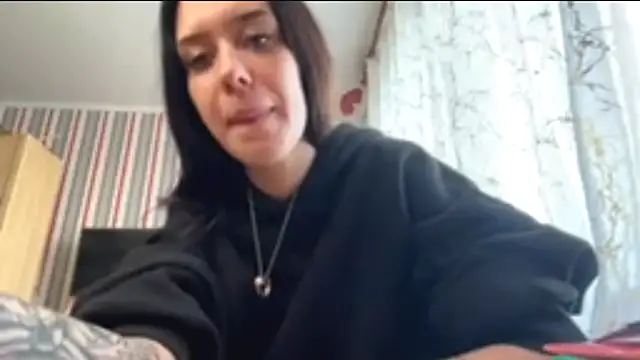 Snapshot of LoreleiFolta chatting on 11-01-25, 11:15 LoreleiFolta online show from 11-01-25, 11:15