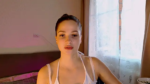 KiraVair online show from 05-13-26, 03:52