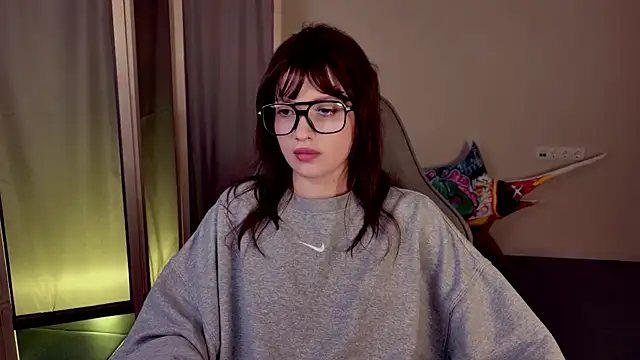 KiraVair online show from 04-08-26, 05:25