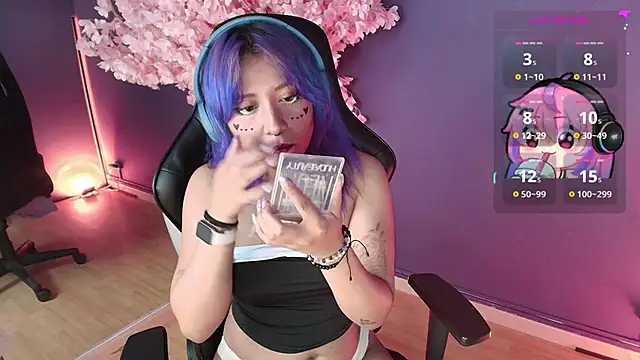 LuanEter online show from 12-18-25, 03:05