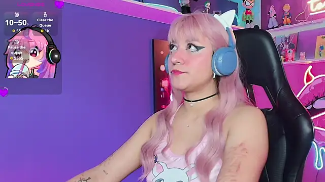 LuanEter online show from 02-27-26, 01:11