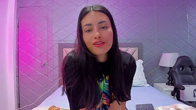 ViolettRouse online show from 12-22-25, 04:51