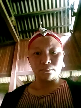 Snapshot of siro-zz chatting on 10-22-25, 03:39 siro-zz online show from 10-22-25, 03:39