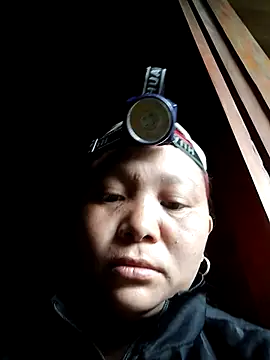 Snapshot of siro-zz chatting on 10-24-25, 01:48 siro-zz online show from 10-24-25, 01:48