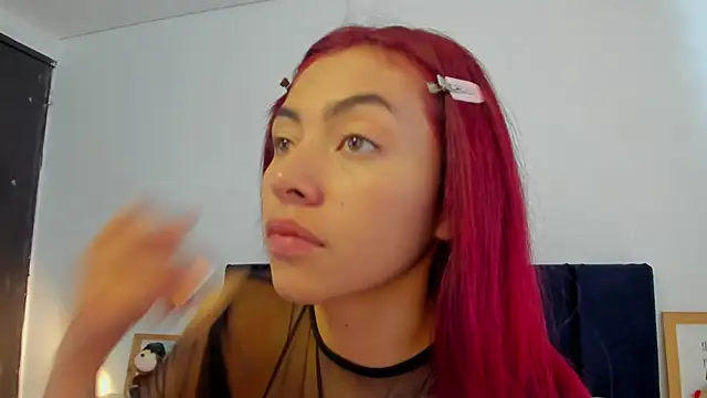 melanie roux   online show from 04-10-26, 12:23