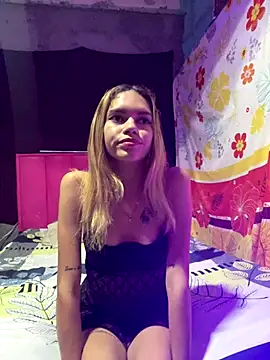Alexa-Manolo online show from 10-21-25, 03:06