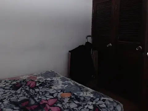 Snapshot of _camila_trans_ chatting on 11-18-25, 12:15 camila trans online show from 11-18-25, 12:15