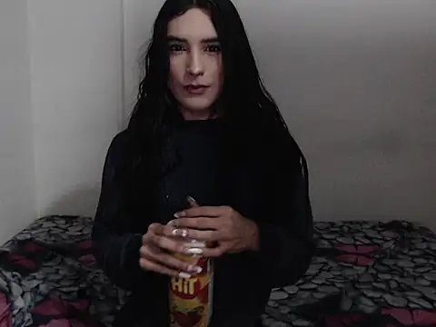 Snapshot of _camila_trans_ chatting on 11-19-25, 11:27 camila trans online show from 11-19-25, 11:27