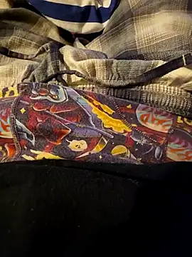 Yfuvgibuuh online show from 04-07-26, 10:00