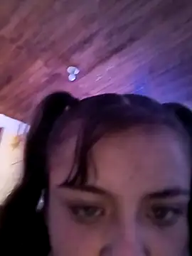 Snapshot of Dul-ci08 chatting on 10-25-25, 06:30 Dul-ci08 online show from 10-25-25, 06:30