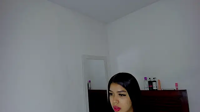 tifanymonroe online show from 10-20-25, 10:49