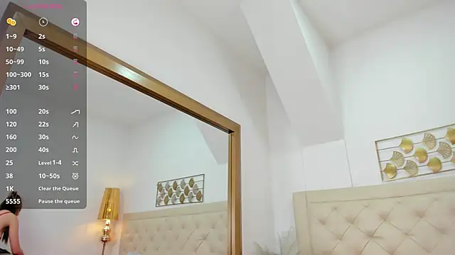 lucia lorenz online show from 03-26-26, 11:30