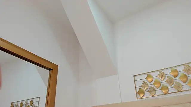 lucia lorenz online show from 02-05-26, 11:28