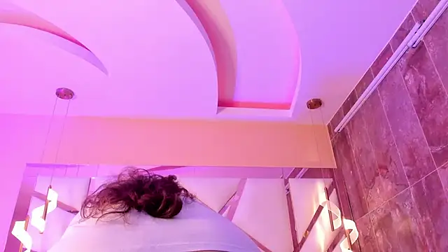 Catalina-Thompson online show from 02-09-26, 11:52