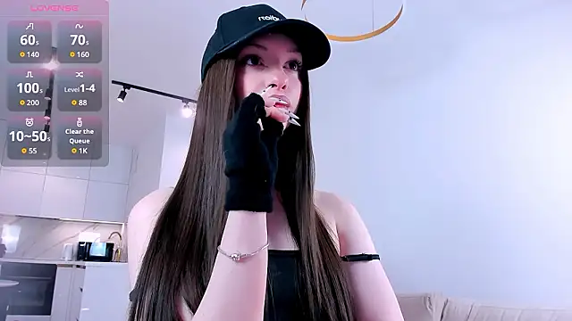 Snapshot of khloeforever chatting on 02-11-26, 10:20 khloeforever online show from 02-11-26, 10:20