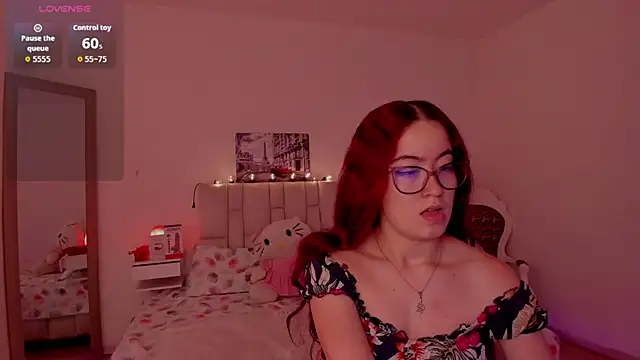 Snapshot of Amaraa_couper1 chatting on 02-08-26, 03:26 Amaraa couper1 online show from 02-08-26, 03:26