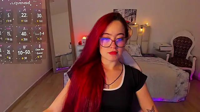 Amaraa couper1 online show from 11-18-25, 03:10