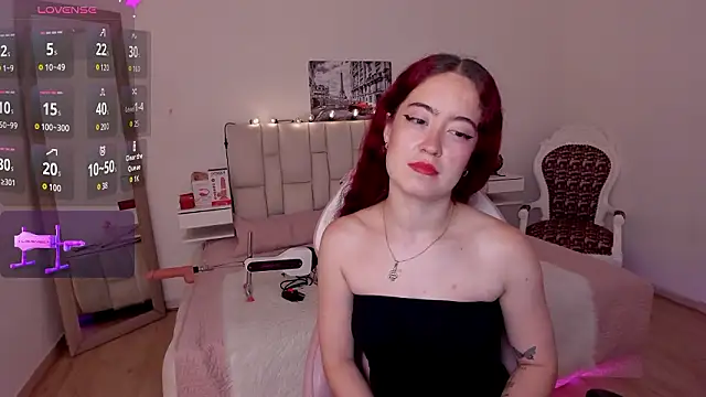 Snapshot of Amaraa_couper1 chatting on 02-26-26, 03:50 Amaraa couper1 online show from 02-26-26, 03:50