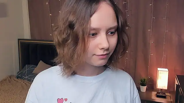 Snapshot of DenaDubberly chatting on 11-08-25, 08:34 DenaDubberly online show from 11-08-25, 08:34