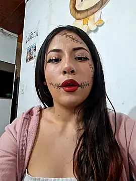 chloebrownn03 online show from 10-24-25, 03:38