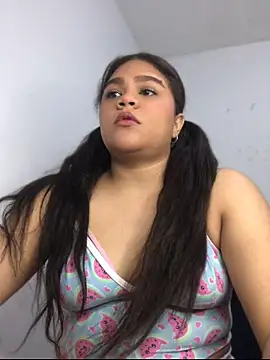 2moons full of love online show from 06-14-26, 02:40