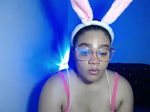 2moons full of love online show from 06-19-26, 02:45