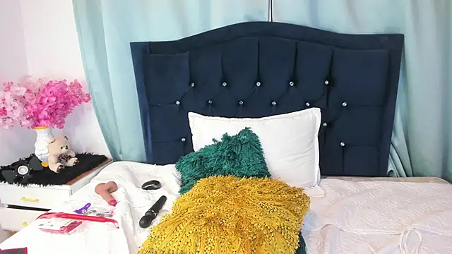 Snapshot of Inaya_Khalifa chatting on 02-03-26, 02:53 Inaya Khalifa online show from 02-03-26, 02:53